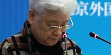 The famous translator Tang Wensheng reveals the secrets of reading behind interpreting