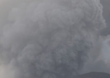 The volcanic ash column erupts in Kanlaon, Philippines – China Daily