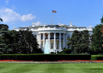 Trump announces the establishment of Federal Emergency Administration Review Committee