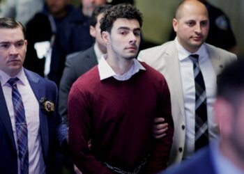 U.S. prosecutors formally seek death sentence for shooting United Health executive suspect