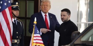 Ukrainian delegation and the U.S. envoy held talks in London and both sides agreed to continue the dialogue