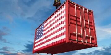 Who will pay for the tariffs? Three people on the streets of the United States talk about different views on tariffs and economy