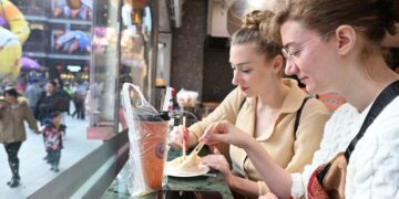 Over 1.74 million visits to international tourists recorded in Shanghai in the first quarter