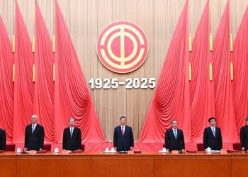 Xi Jinping insists on the Union of the Forces of the Working Class for the Renewal of the Chinese Nation