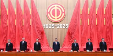 Xi Jinping insists on the Union of the Forces of the Working Class for the Renewal of the Chinese Nation