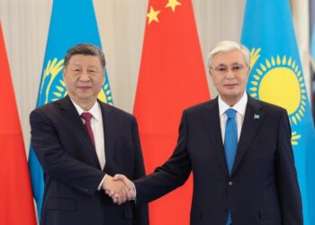 China is willing to work with Kazakhstan to contribute more to regional and global peace and development