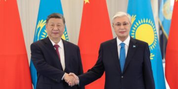 China is willing to work with Kazakhstan to contribute more to regional and global peace and development