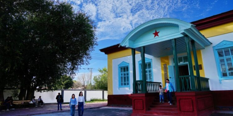 Literary Center of Tacheng, cultural showcase of Xinjiang