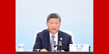 Xi Jinping gives a speech to the meeting of the OCS summit in Tianjin