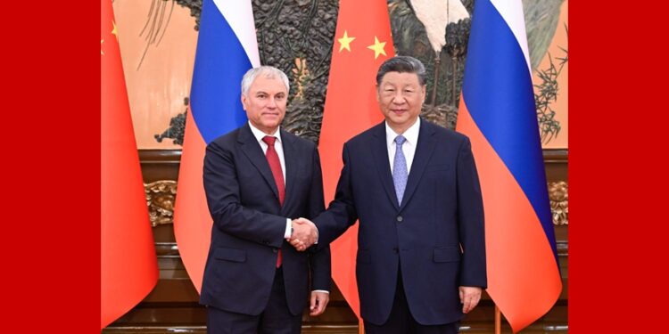 Xi Jinping meets the president of the Duma of Russian State