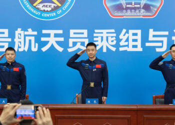 Shenzhou-20 astronauts meet the press after returning from space