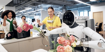 The builders of Sino-European friendship