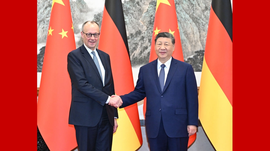 Xi Jinping meets German Chancellor Friedrich Merz, making three suggestions for bilateral relations