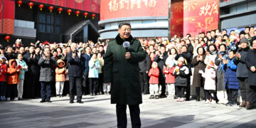 Xi Jinping visits Beijing residents ahead of Spring Festival, sends greetings to all Chinese