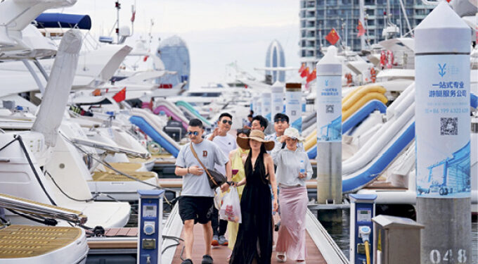 A new variable in the structure of world trade