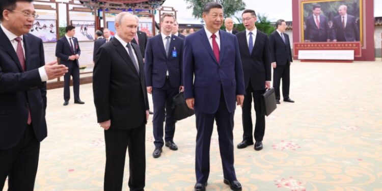 Xi Jinping and Vladimir Putin visit photo exhibition celebrating China-Russia friendship