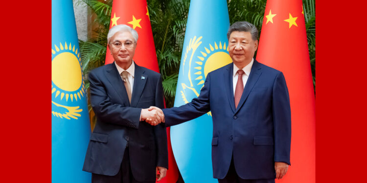 Xi Jinping meets Kazakh president in Shanghai